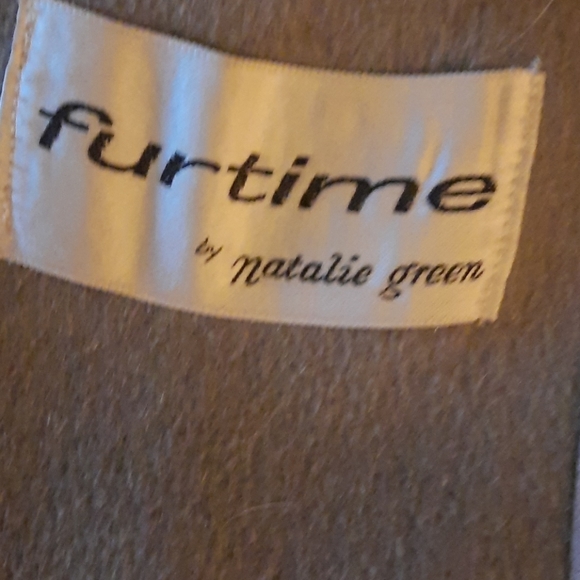 Natalie Green Coat - Picture 10 of 11